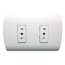 Enchufe Doble 2P+T 10A Blanco