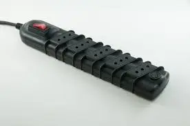 Alargador 5 tomas 5mt Negro Luz piloto Rittig